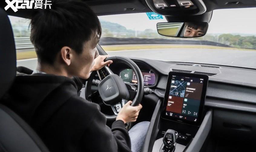 Polestar极星,Polestar 2,优越,特斯拉