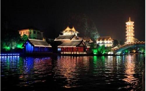 宝马,发现,现代