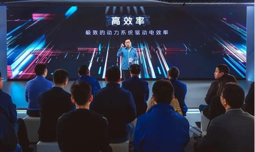 长安,长安深蓝,问界M5,理想ONE,阿维塔11