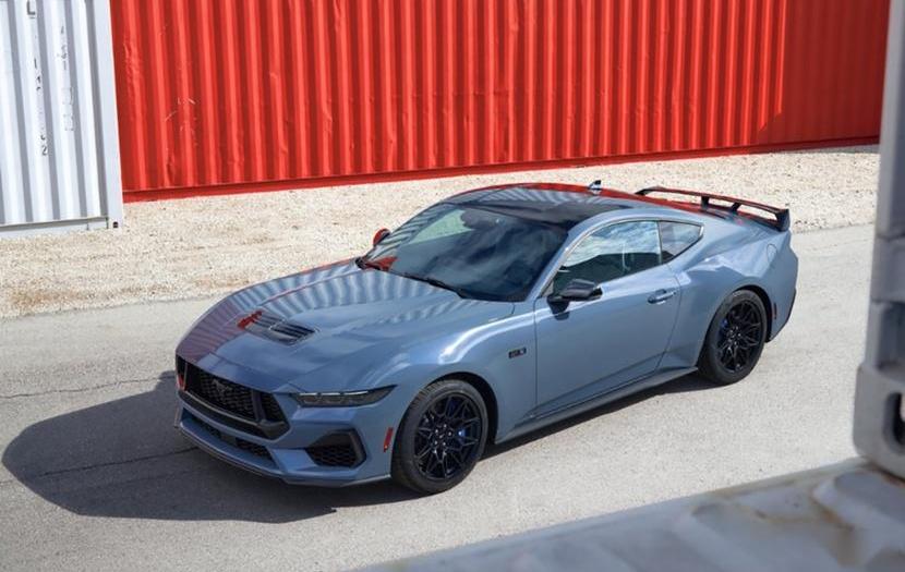Mustang,福特,福克斯
