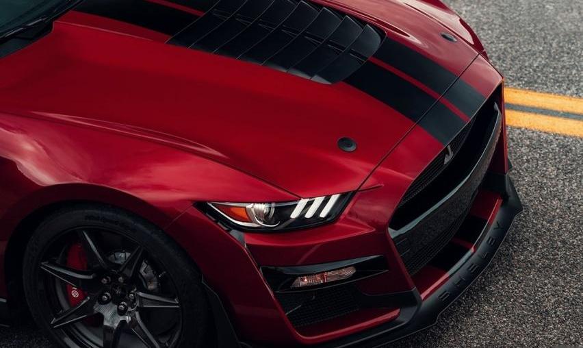 Mustang,福特,雪佛兰,法拉利,科尔维特