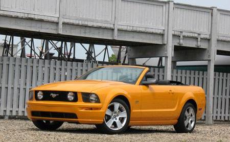 Mustang,现代