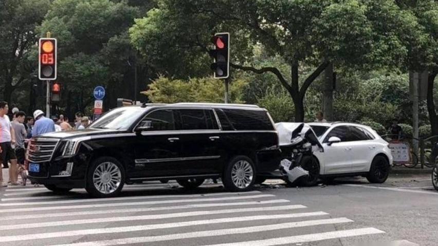 法拉利,劳斯莱斯,现代