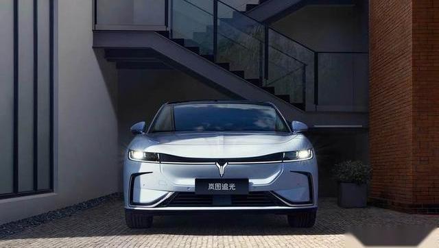 岚图追光,岚图汽车,理念,东风,保时捷