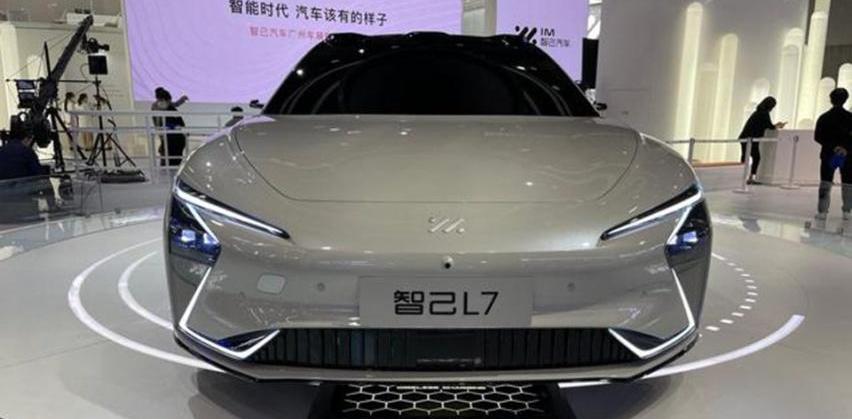蔚来,小鹏,特斯拉,智己L7,ARCFOX极狐