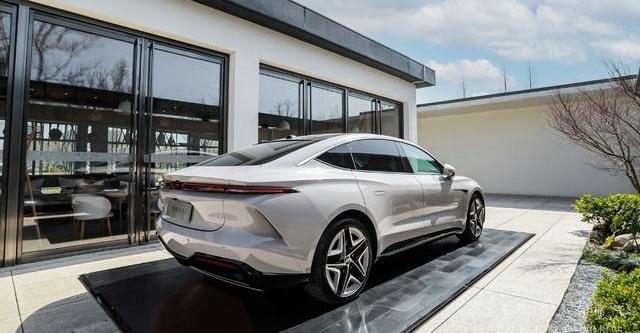 飞凡F7,比亚迪,极氪,特斯拉,Model 3