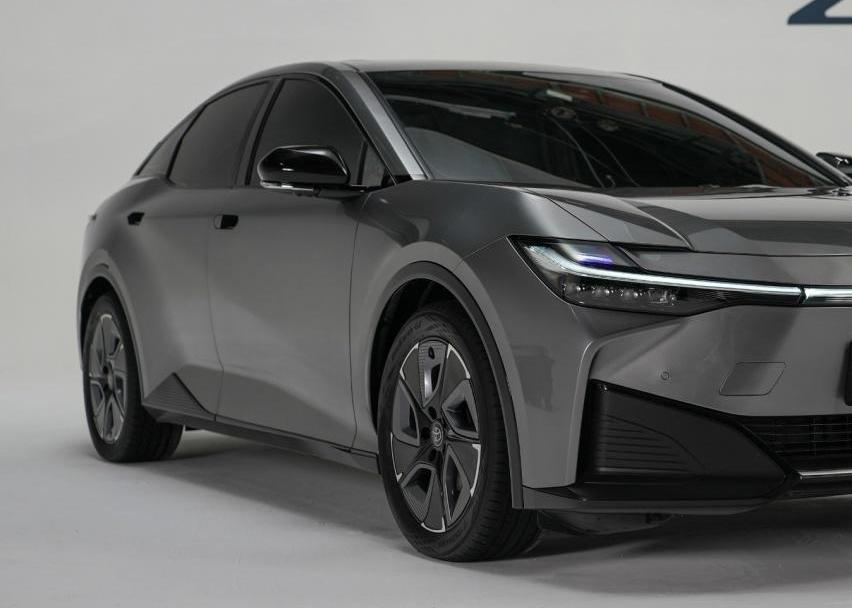 丰田,比亚迪,特斯拉,Model 3,海豹