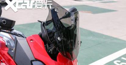 宝马