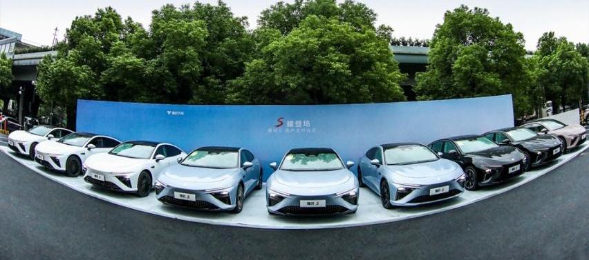 小鹏,蔚来,极氪,哪吒汽车,理想汽车