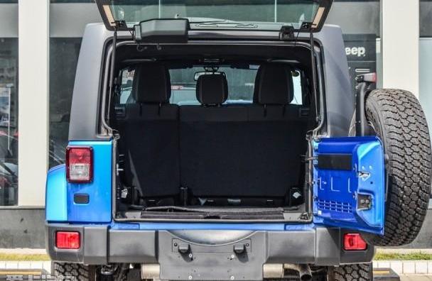 牧马人,汉,Jeep,Alpine,丰田