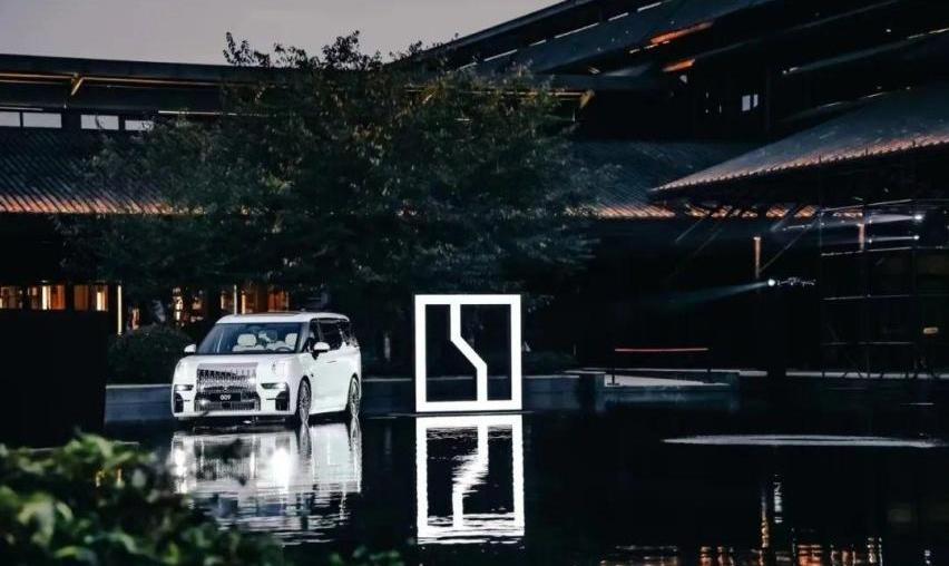 极氪,埃尔法,理念,smart