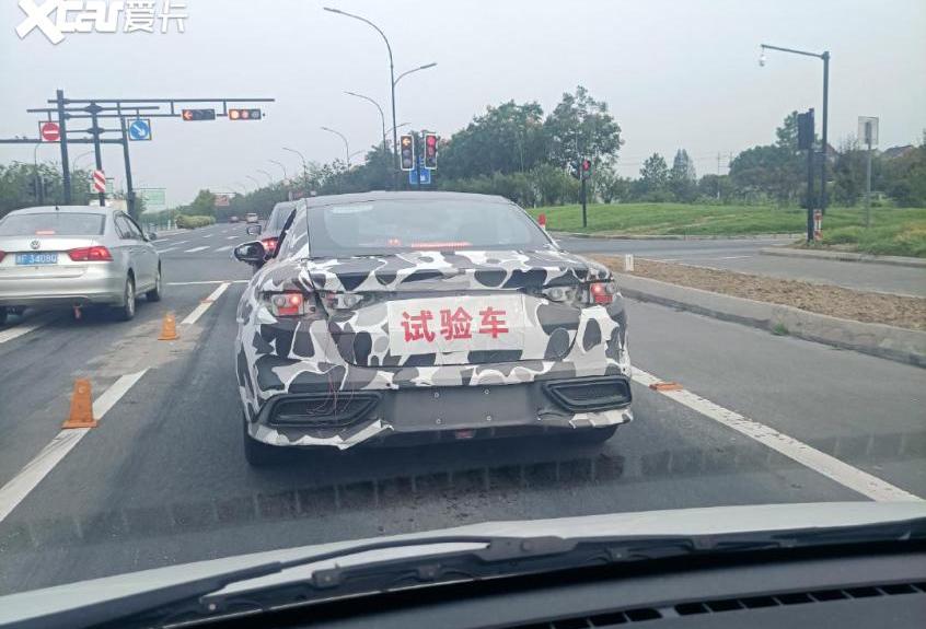哪吒S,哪吒U