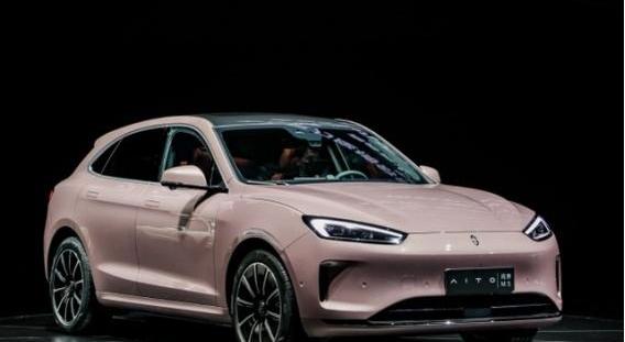 Model Y,特斯拉,问界M5,AITO,奔驰