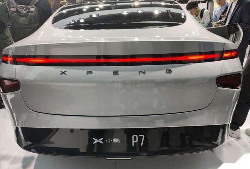 特斯拉,小鹏,小鹏P7