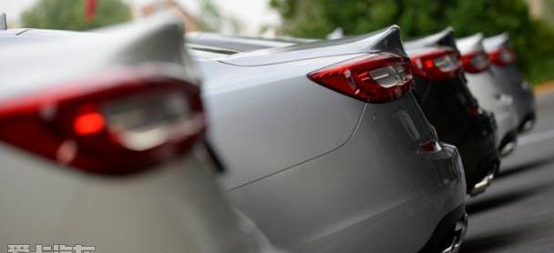 玛莎拉蒂,法拉利,Ghibli