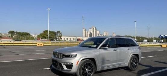Jeep,大切诺基4xe