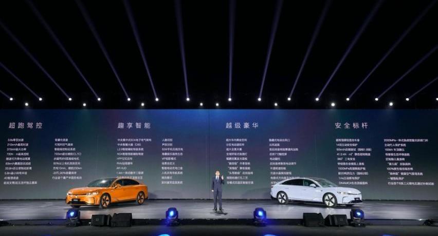 岚图追光,岚图汽车,理念,东风,保时捷