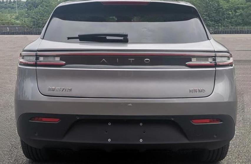 问界M5,AITO,赛力斯SF5,阿维塔,东风小康