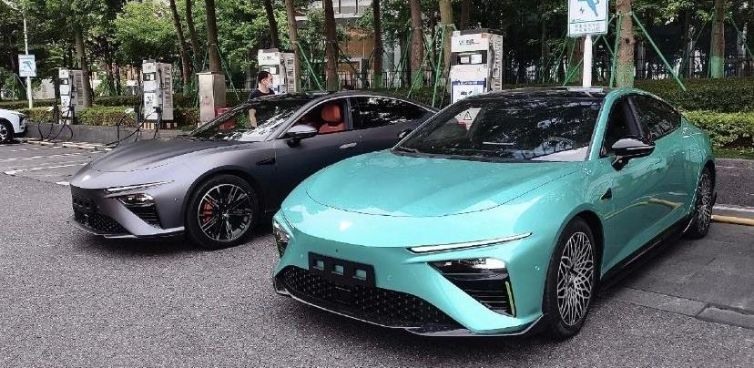 哪吒S,小鹏,小鹏P7,哪吒汽车