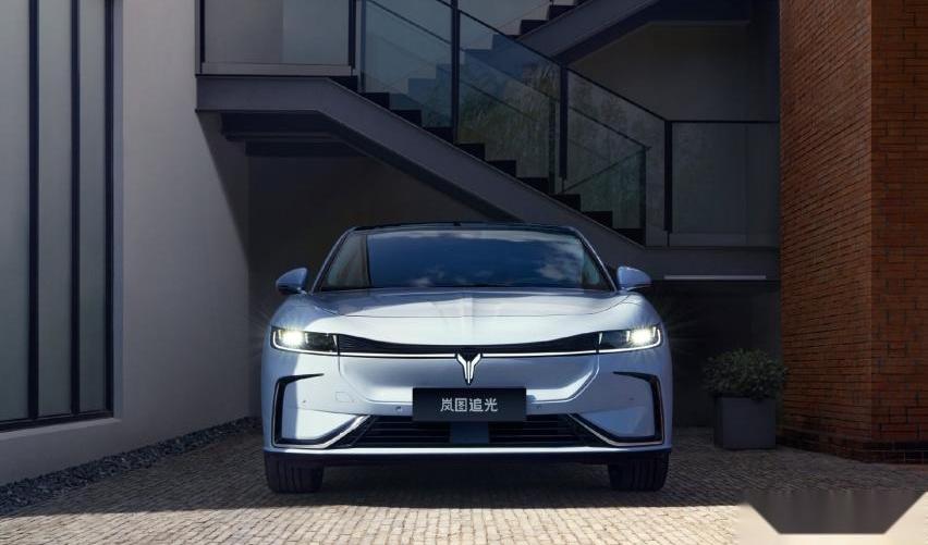 岚图追光,岚图汽车,理念,东风,保时捷