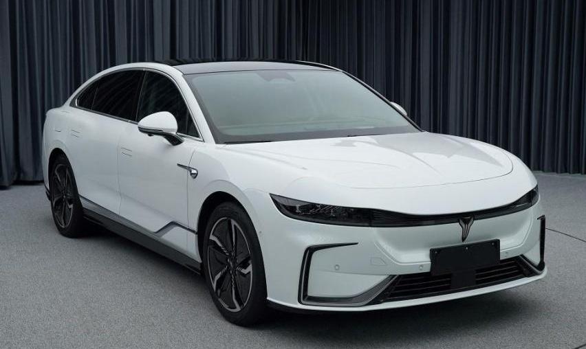 岚图追光,岚图汽车,奥迪A6L,奥迪,奥迪A6