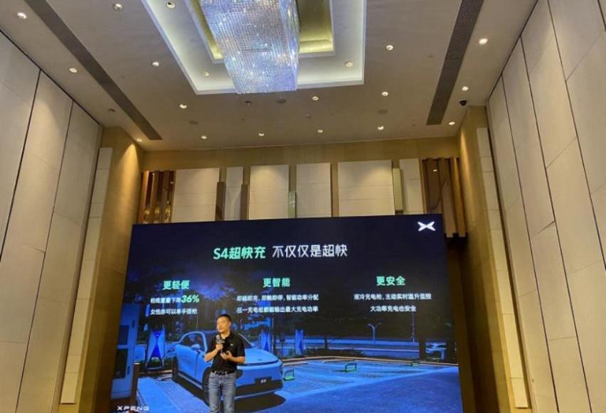 小鹏,特斯拉,保时捷,发现,小鹏G9