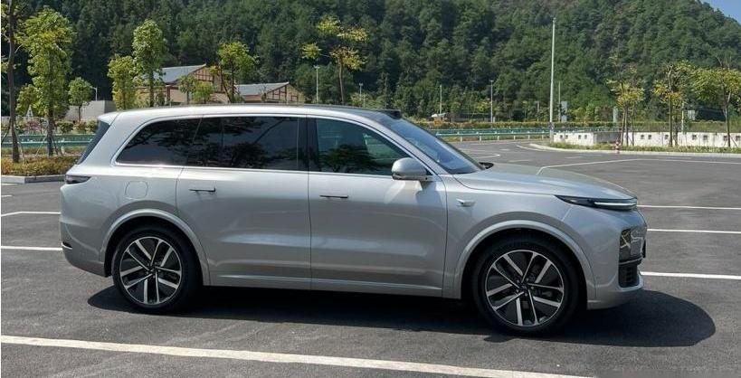 理想L9,奔驰,宝马,理想汽车,宝马X7