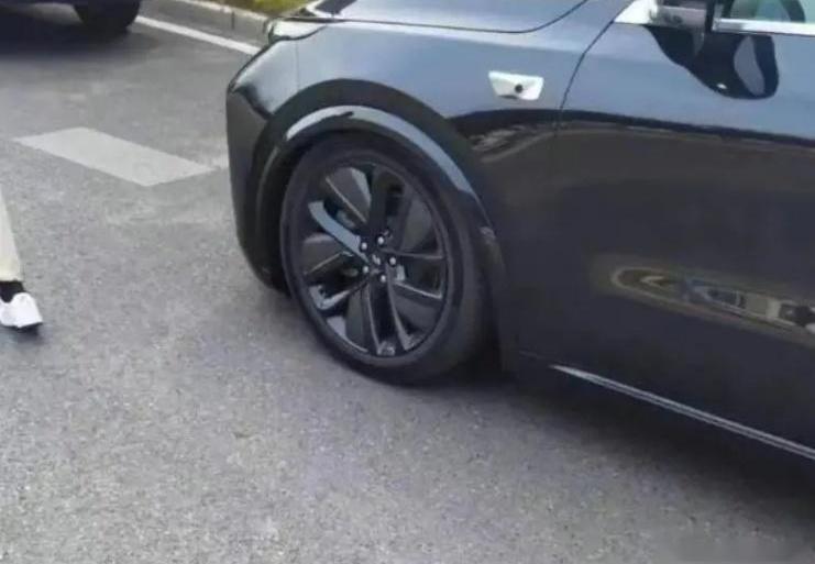 理想L9,理想汽车,发现