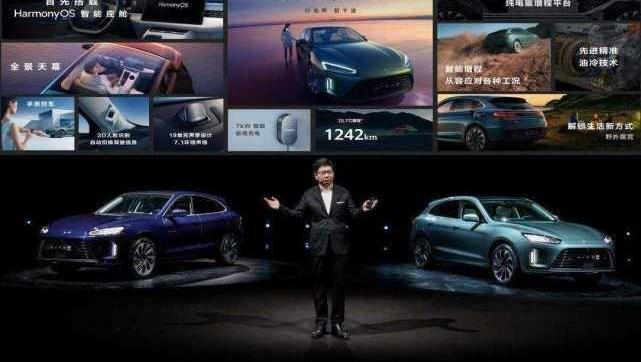 AITO,问界M5,问界M7,特斯拉,奔驰