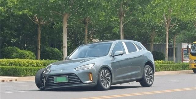 AITO,问界M5,问界M7,特斯拉,奔驰