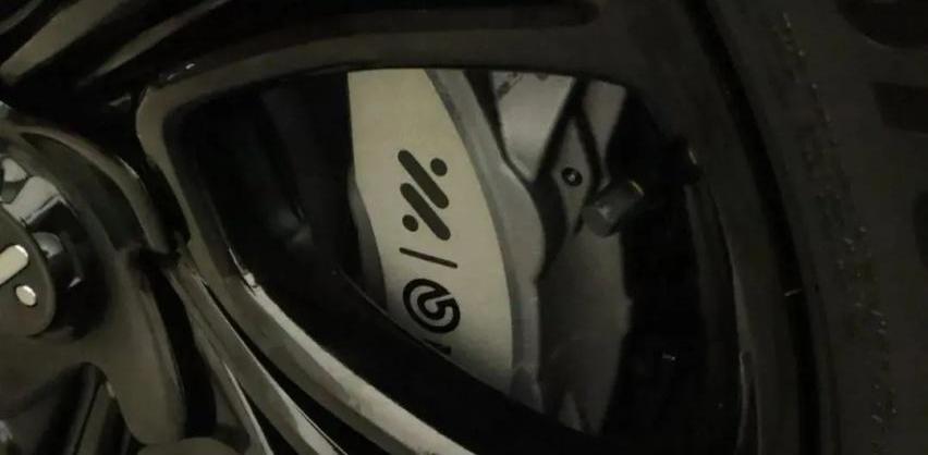 智己LS7,理想L7