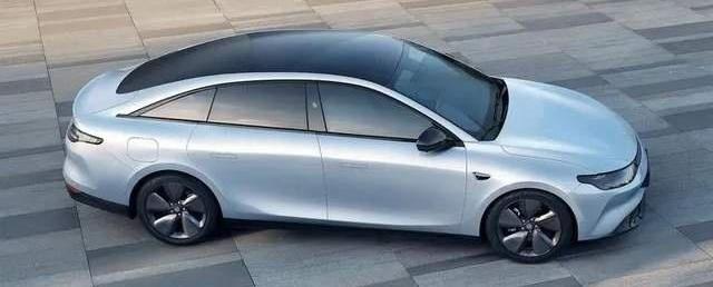 小鹏,零跑汽车,哪吒汽车,蔚来,理想汽车