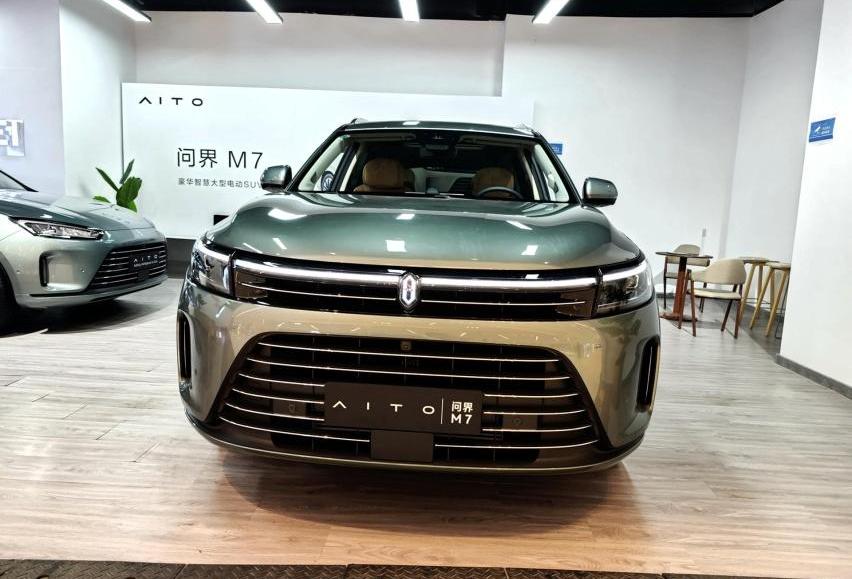 问界M7,问界M5,理想L8