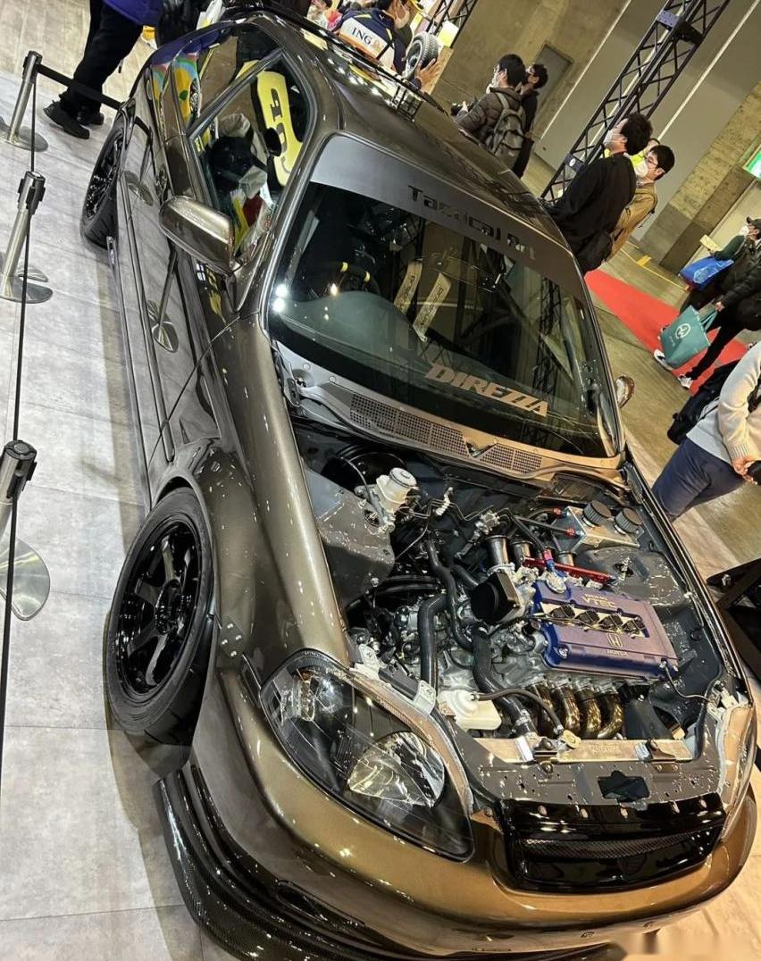 丰田,日产,路特斯,Emira,MINI