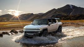 HUMMER EV SUV